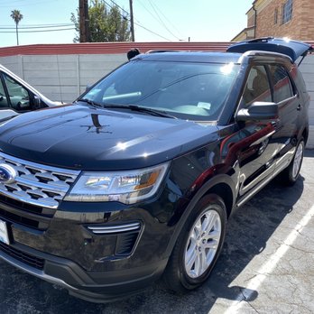Jonny's VIP Mobile Detailing - Ford Explorer XLT Sport Utility 4x4 - Auto Detailing Near Me Jonny's VIP Mobile Detailing - Ford Explorer XLT Sport Utility 4x4 - Auto Detailing Near Me
