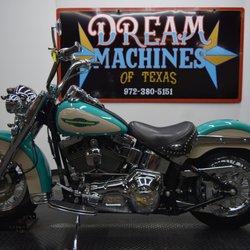 Dream Machines of Texas - Oh yeah! Life is good! Thanks Dream Machines! See ya all for my next bike!
