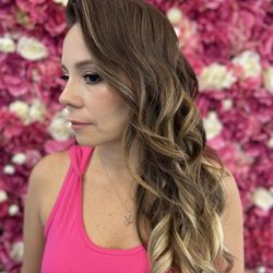 Beyond Salon - Beautiful makeup and hair!
