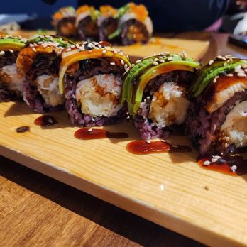 Sakana Sushi and Roll - Sushi Bars Near Me - Kensington, California