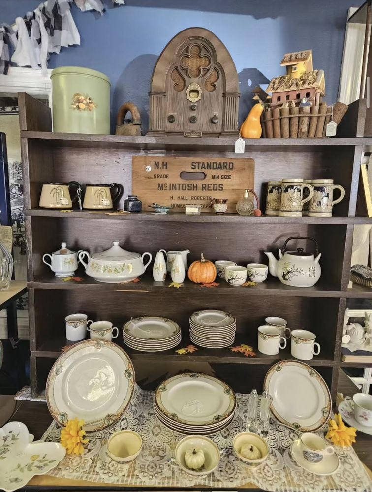 Secondhand Craft Supplies Image
