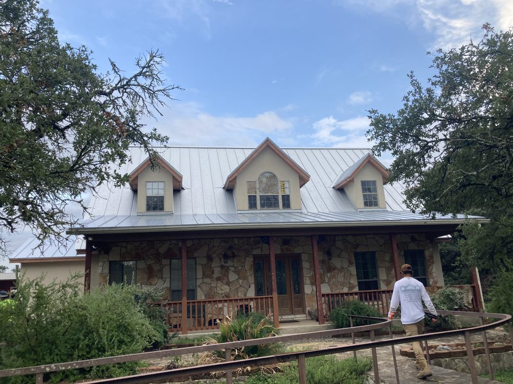 Slide of 2 Beavers Construction & Remodeling