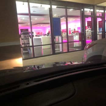 T-Mobile - Slowest store - Mobile Phones Near Me - Orange Park, Florida T-Mobile - Slowest store - Mobile Phones Near Me - Orange Park, Florida
