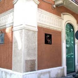 Central Hotel