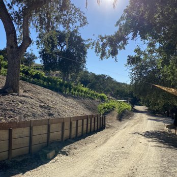 Dresser Winery - Wineries Near Me - Paso Robles, California Dresser Winery - Wineries Near Me - Paso Robles, California