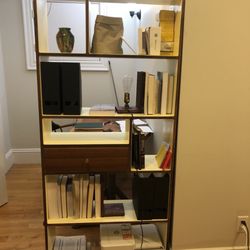 Metamorphosis - Boom shelves
