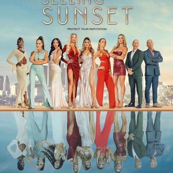 E Lexi - Selling Sunset s7 
Hair by me on Nicole - Hair Stylists Near Me