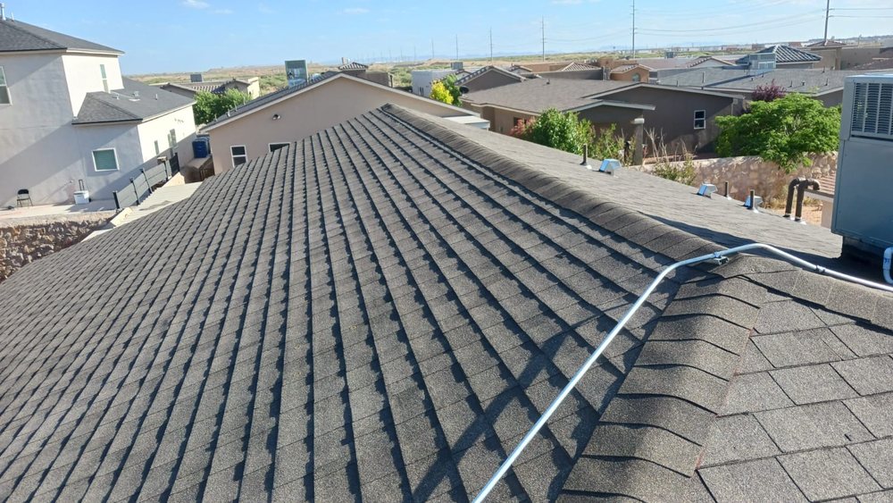 Slide of Puentes Roofing and Construction