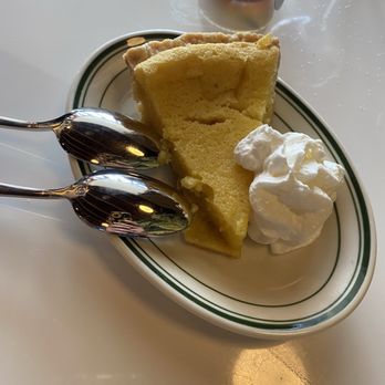 Sawyer & Co - Lemon pie - Diners Near Me - Austin, Texas Sawyer & Co - Lemon pie - Diners Near Me - Austin, Texas
