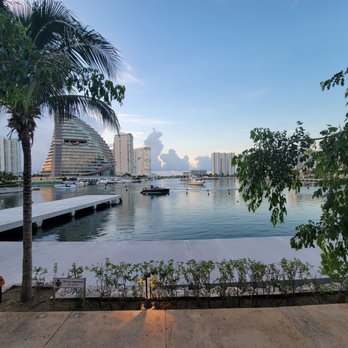 CAO - View from outdoor seating - Seafood Near Me - Cancún, ROO CAO - View from outdoor seating - Seafood Near Me - Cancún, ROO