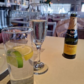 Elia Mediterranean Restaurant - Prosecco - Mediterranean Near Me - East Rutherford, New Jersey
