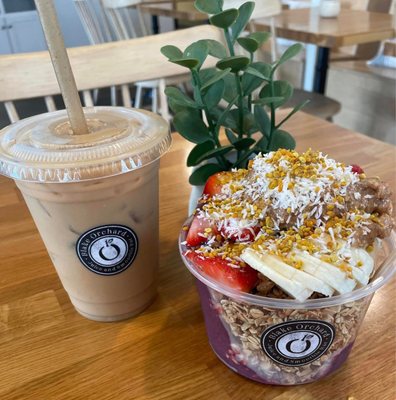 Blake Orchard Juicery by null