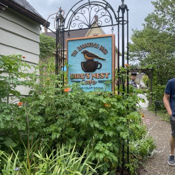 Bird's Nest Cafe - Signage - Breakfast & Brunch Near Me - Nashville, Indiana