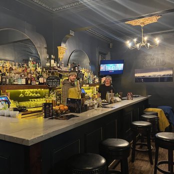 RMU Truckee - Awesome bartenders - Bars Near Me - Truckee, California
