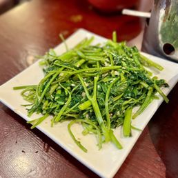 Rau Muong Xao Toi