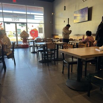 Full House Dumpling - Interior - Chinese Near Me - Fremont, California