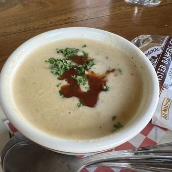 The Salty Pearl - Seafood Near Me - Oakland, California