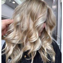 Mure Salon