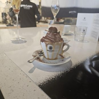 Gute Leute - Coffee & Tea Near Me - Arlington, Virginia