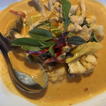 Basil Canteen - Red Curry - Thai Near Me - San Francisco, California Basil Canteen - Red Curry - Thai Near Me - San Francisco, California
