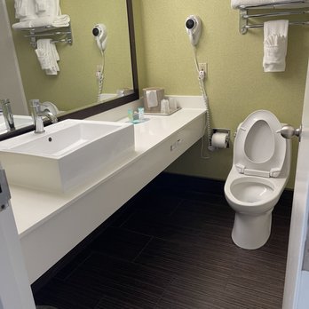 Coastal Hotel & Suites - Hotels Near Me - Virginia Beach, Virginia