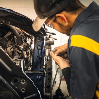 Elite Automotive Specialists - Clifford is knocking out some frame repair to get this vehicle back on the road straight! - Auto Repair Near Me - Sparta, Tennessee Elite Automotive Specialists - Clifford is knocking out some frame repair to get this vehicle back on the road straight! - Auto Repair Near Me - Sparta, Tennessee