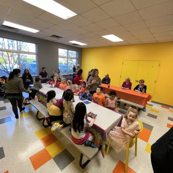 Happy Feet Planet - Nice party room - Indoor Playcenter Near Me - Apex, North Carolina