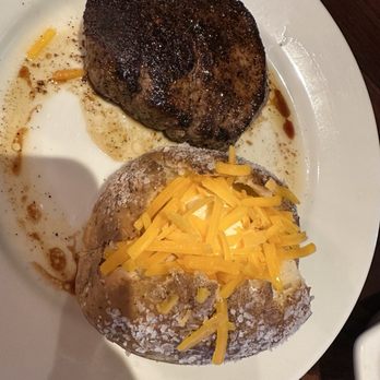 LongHorn Steakhouse - Flo's Filet - Steakhouses Near Me - Wixom, Michigan LongHorn Steakhouse - Flo's Filet - Steakhouses Near Me - Wixom, Michigan