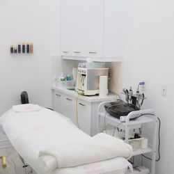 Rejuuv Medi Spa