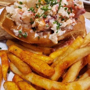 Slapfish - Lobster Roll - Seafood Near Me - Albuquerque, New Mexico