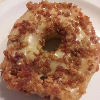 Gibson's Donuts - Bacon donut... Yum!!! - Donuts Near Me - Memphis, Tennessee Gibson's Donuts - Bacon donut... Yum!!! - Donuts Near Me - Memphis, Tennessee