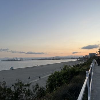 Pine Ave Pier - Local Flavor Near Me - Long Beach, California