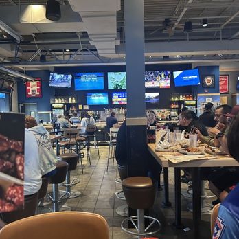 Buffalo Wild Wings - Interior - American Near Me - Southgate, Michigan Buffalo Wild Wings - Interior - American Near Me - Southgate, Michigan