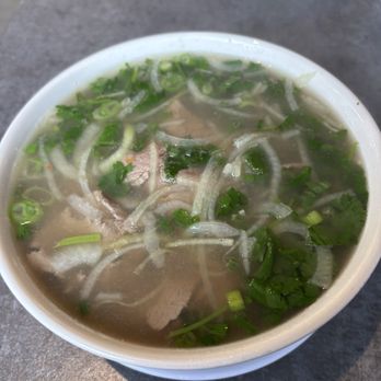 Mama Hong's Vietnamese Kitchen - Orange - Pho w/ Filet Mignon regular size - Vietnamese Near Me - Orange, California Mama Hong's Vietnamese Kitchen - Orange - Pho w/ Filet Mignon regular size - Vietnamese Near Me - Orange, California
