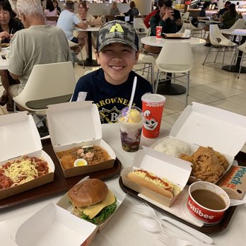 Jollibee - Had just about everything on the menu. - Chicken Shop Near Me - Honolulu, Hawaii