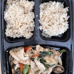 Noppakao Thai Restaurant - Very small lunch portion for take-out... way better off dining in for lunch