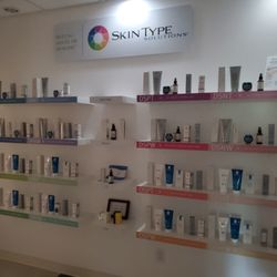Upstate Dermatology - Do you know your Skin Type?
Learn more at your next appointment.