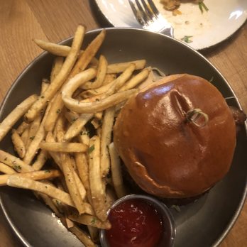 101 Craft Kitchen - 101 Burger me please! - Gastropubs Near Me - Fishers, Indiana