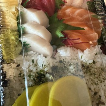 Katana - L13. Chirashi - Sushi Bars Near Me - Baltimore, Maryland