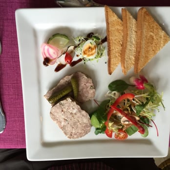 Le Normand - Terrine maison de canard au poivre vert - French Near Me - Chevreuse, 78