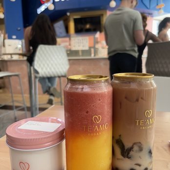 Te'amo Boba Bar - Ube Coconut Jelly, Sunrise and rose Te'amo Roes Black Tea Latte - Bubble Tea Near Me - Chicago, Illinois Te'amo Boba Bar - Ube Coconut Jelly, Sunrise and rose Te'amo Roes Black Tea Latte - Bubble Tea Near Me - Chicago, Illinois