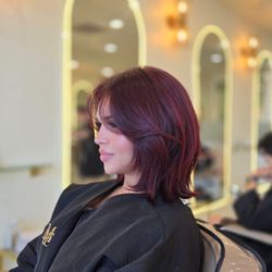 Mue Hair Studio - Medium Layered Haircut with Curtain Bangs