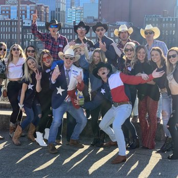 Upstage Party Bus - Party Bus Rentals Near Me - Nashville, Tennessee