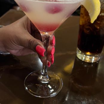 Lone Wolf Restaurant & Lounge - New American Near Me - Jackson, California Lone Wolf Restaurant & Lounge - New American Near Me - Jackson, California