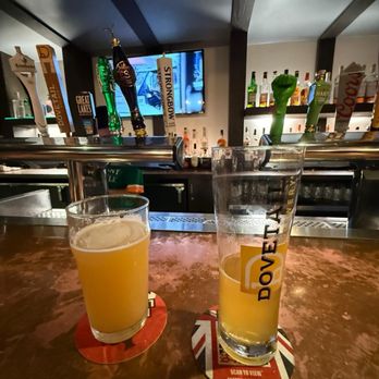 Elephant & Castle - Pubs Near Me - Chicago, Illinois Elephant & Castle - Pubs Near Me - Chicago, Illinois