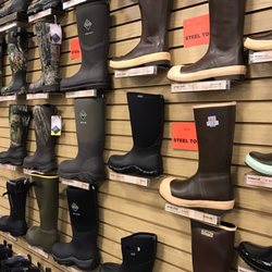 Sportsman's Warehouse - Fairbanks, Alaska - Sportsmen Warehouse