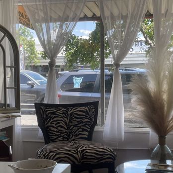 Fresh Cafe - Interior - Breakfast & Brunch Near Me - Escondido, California Fresh Cafe - Interior - Breakfast & Brunch Near Me - Escondido, California