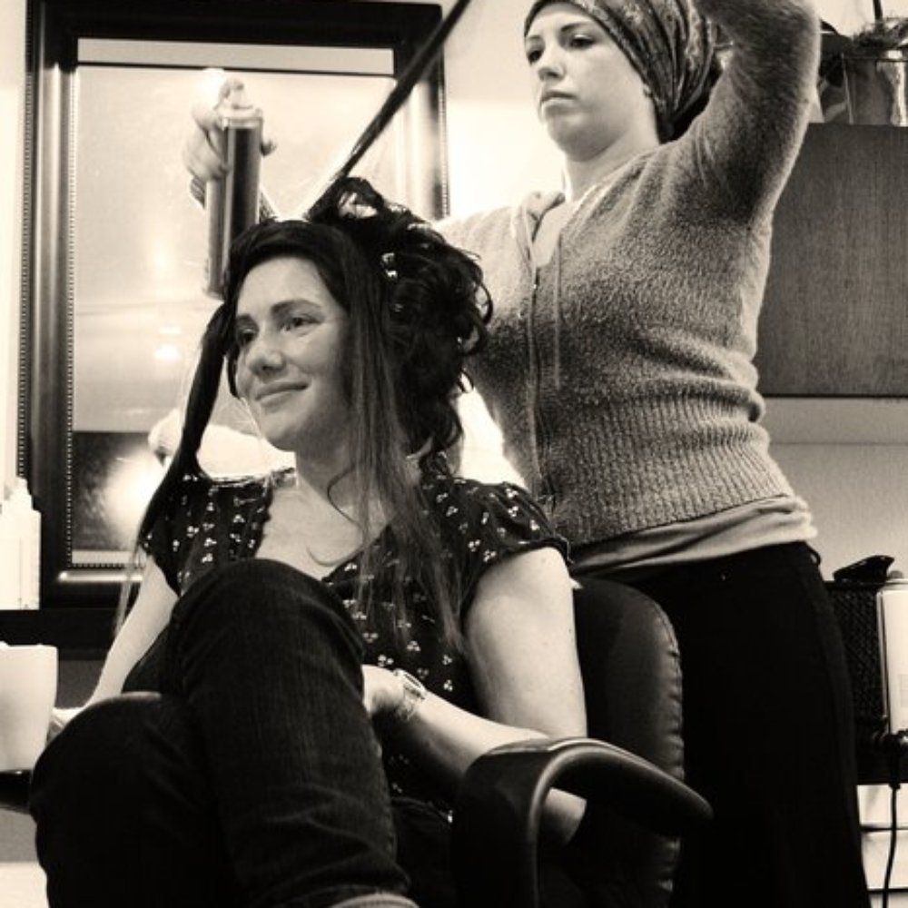 Honeycomb Salon - Hair Salons Near Me - San Francisco, California