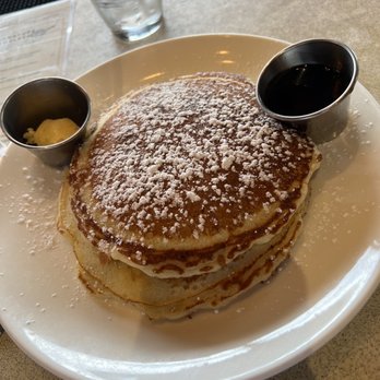 Barrel & Bushel - Blueberry pancakes - Bars Near Me - Tysons Corner, Virginia