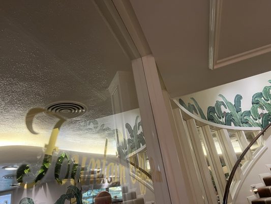 Fountain Coffee Room by null